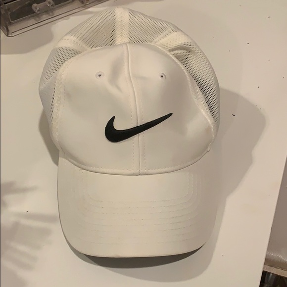 nike cap - Picture 1 of 1